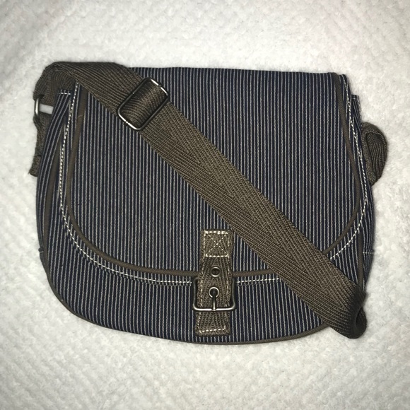 Thirty-One Free To Be Crossbody NWOT! - Picture 10 of 11